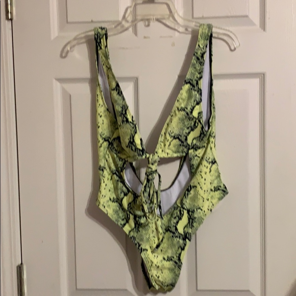 Super Sexy Neon Green Snakeskin Swimsuit - Picture 2 of 6